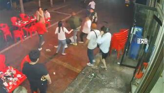 烧烤摊事件爆料视频播放,一场引发热议的街头冲突  第3张